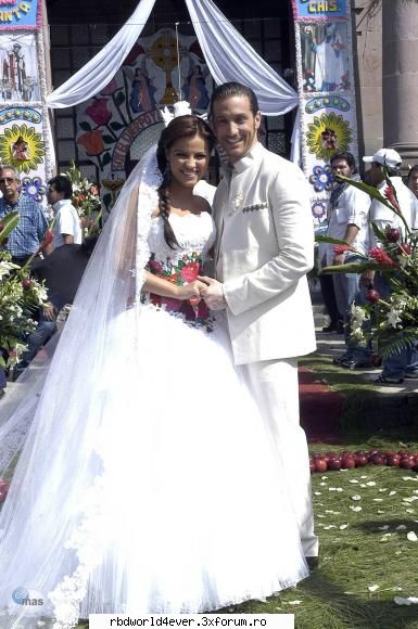 Poze - anahi_princessa - Maite