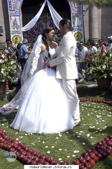 Poze - anahi_princessa - Maite