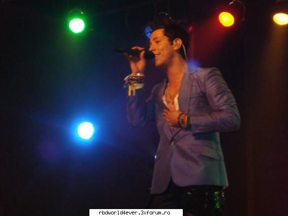 **Poze** - anahi_princessa - Christian