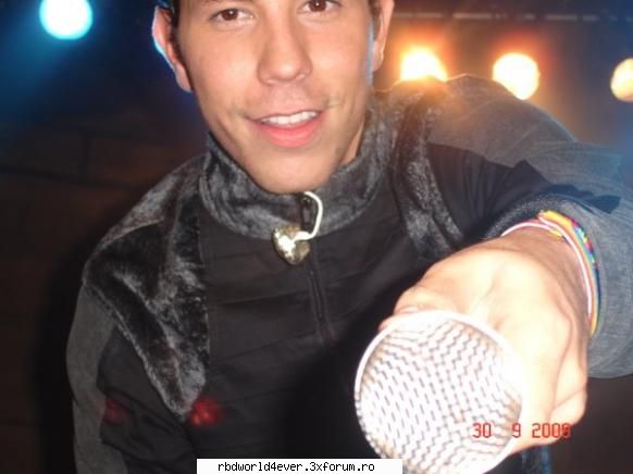 **Poze** - anahi_princessa - Christian