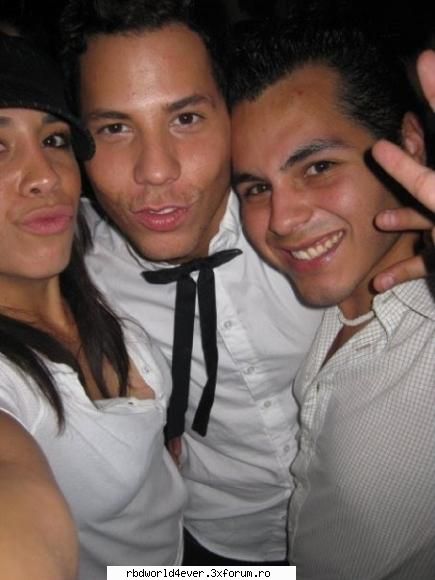 **Poze** - anahi_princessa - Christian