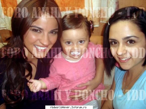 Poze - anahi_princessa - Maite