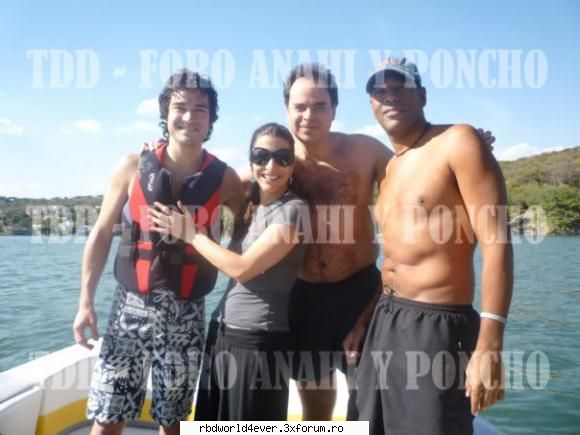 *~*Poze*~* - anahi_princessa - Poncho