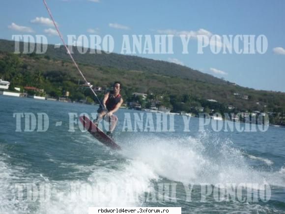 *~*Poze*~* - anahi_princessa - Poncho