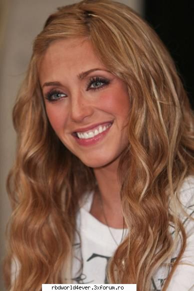 *~Poze*~ - Kitty_G!rl - Anahi
