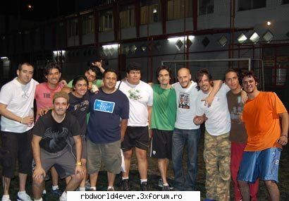 ~PyU~ - **Chris_Pollito** - Los reyes