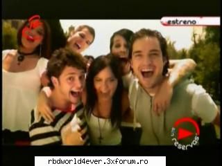 ~PyU~ - **Chris_Pollito** - Los reyes