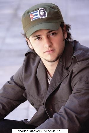 Quiero......... - vreau o poza cu ucker mic - Christopher