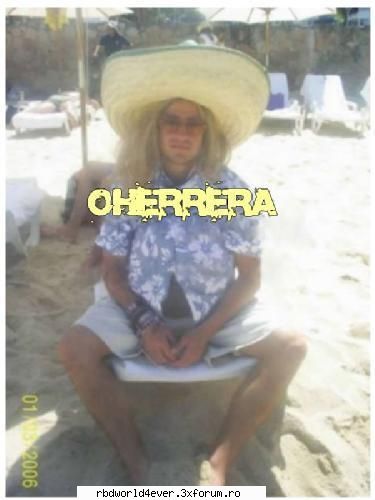 Quiero....... - vreau o poza cu Poncho cu ochelari de soare - Poncho