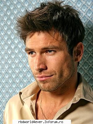 Rafael Amaya - **Chris_Pollito** - Actori/Actritze