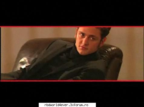Ucker in People en espanol - anahi_princessa - Christopher