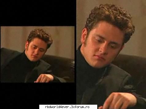 Ucker in People en espanol - anahi_princessa - Christopher
