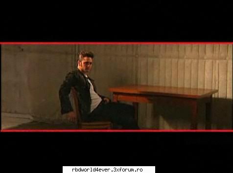 Ucker in People en espanol - anahi_princessa - Christopher