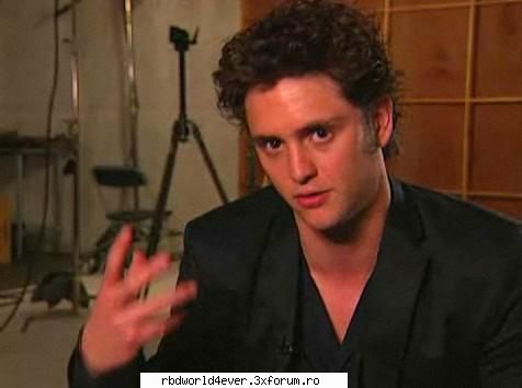 Ucker in People en espanol - anahi_princessa - Christopher