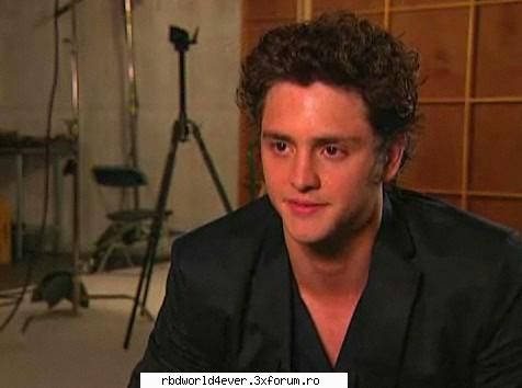 Ucker in People en espanol - anahi_princessa - Christopher