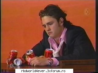 Uker in R3b3ld3 - **Chris_Pollito** - Christopher