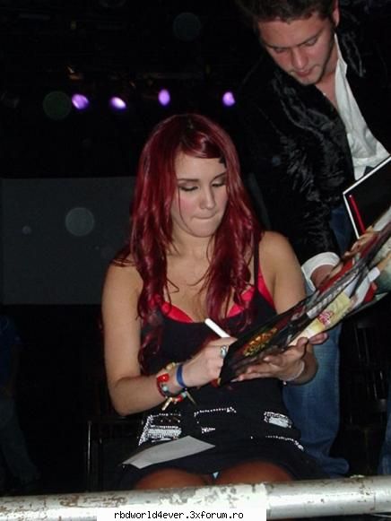 *Vondy's* - anahi_princessa - Vondy's