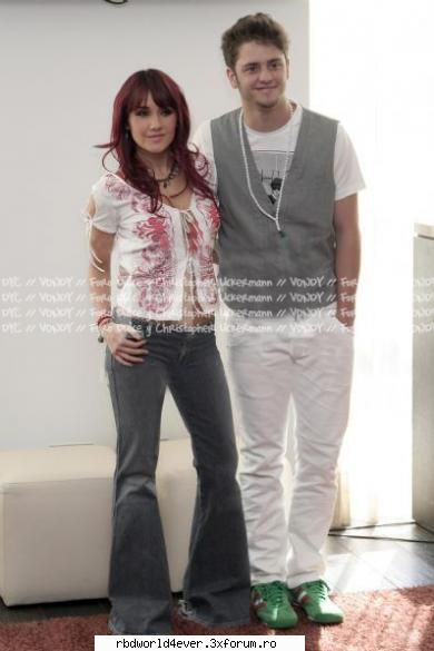 *Vondy's* - anahi_princessa - Vondy's