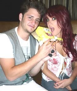 *Vondy's* - anahi_princessa - Vondy's