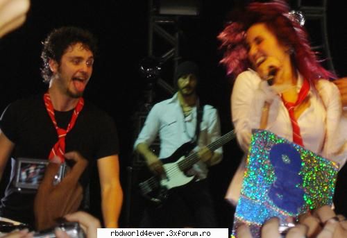 *Vondy's* - **Chris_Pollito** - Vondy's