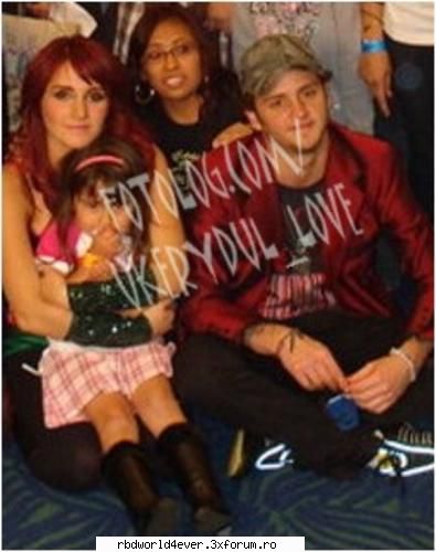 *Vondy's* - anahi_princessa - Vondy's