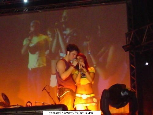 *Vondy's* - anahi_princessa - Vondy's