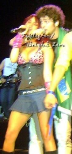 *Vondy's* - anahi_princessa - Vondy's