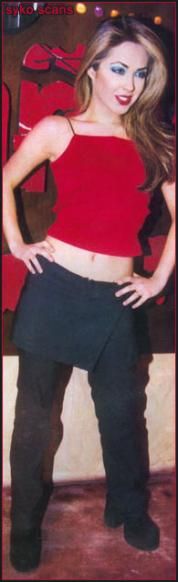 anahi mika - anahi_princessa - Anahi