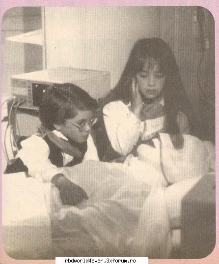 anahi mika - anahi_princessa - Anahi