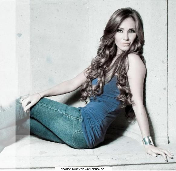 anahi teve Administrator