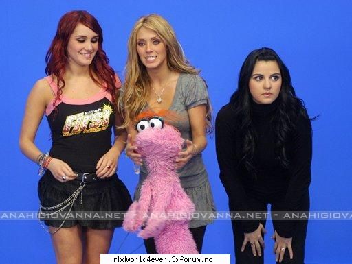 poze - anahi_princessa - Las reinas
